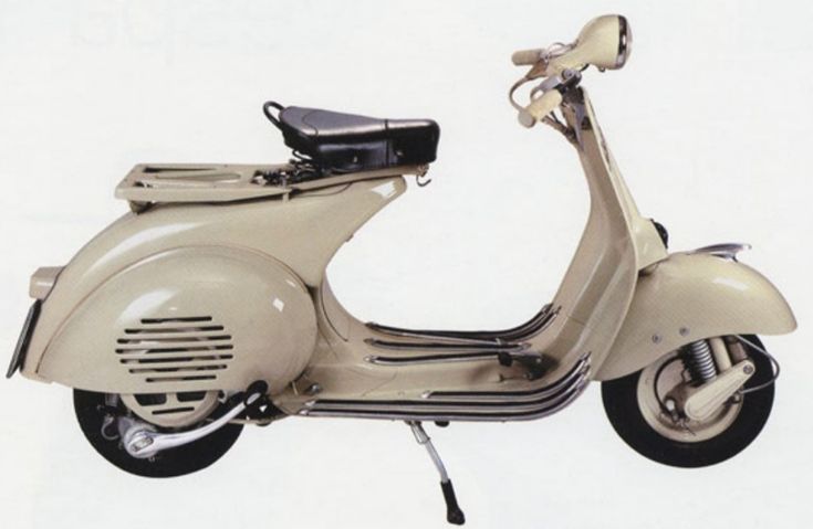 Vespa 150 (1954-1958). Este modelo específico de Vespa estuvo disponible en el mercado, dejando su huella en la historia de las motocicletas.